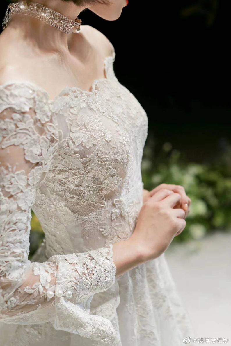 Long sleeve wedding dress