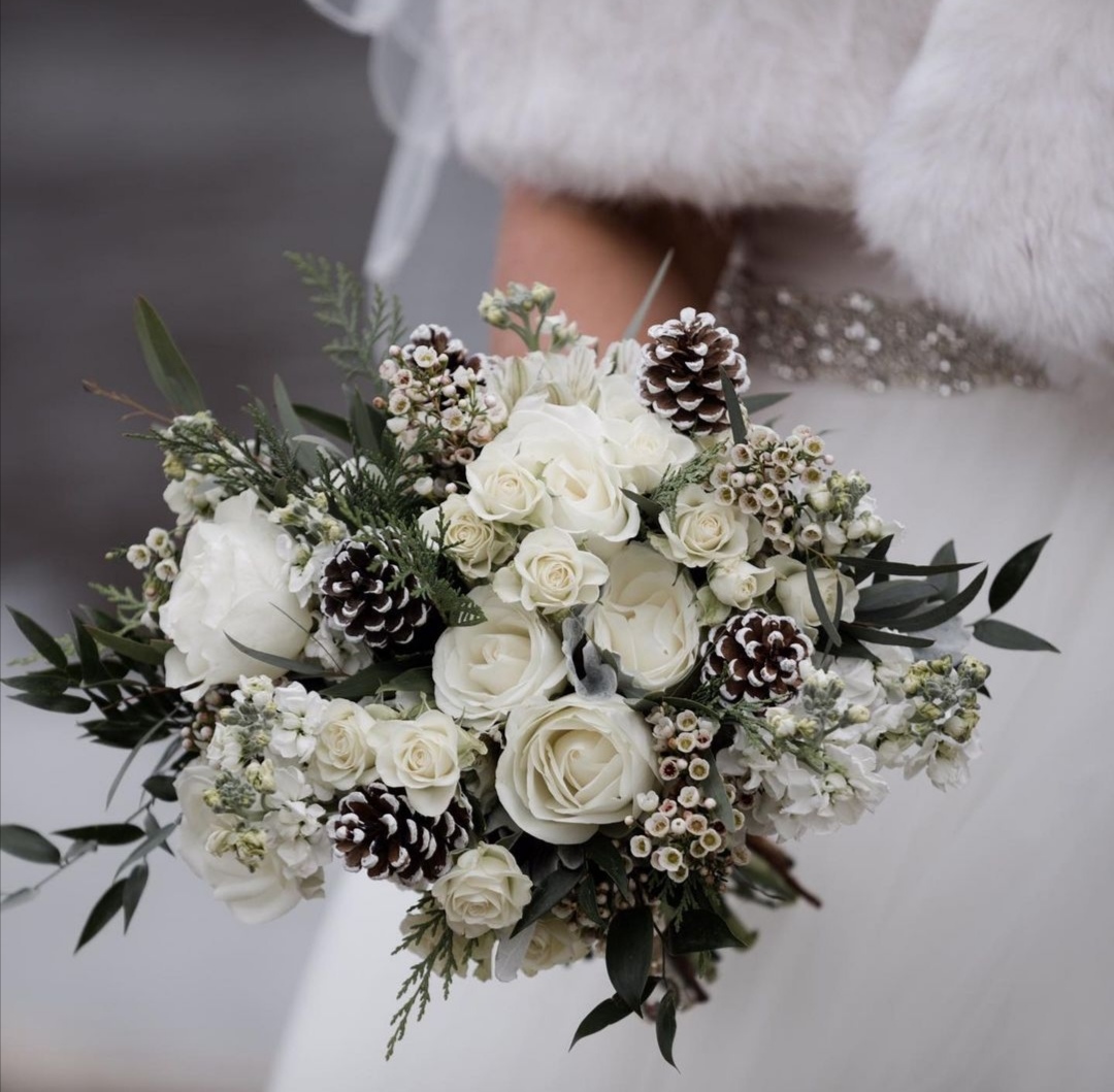Rustic winter wedding bouquet