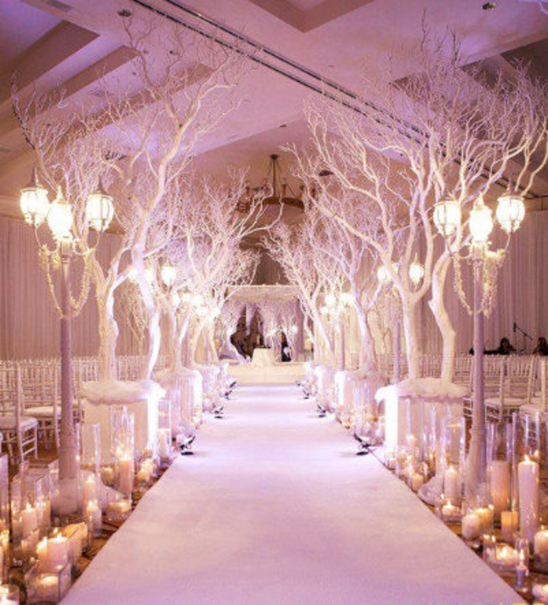 Winter Wedding decor that is a must